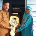 Wakil Bupati Tanjabtim Muslimin Tanja Resmikan Bantuan Bedah Rumah dari Baznas di Pandan Jaya