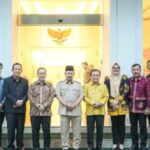Bupati Tanjab Timur Dampingi Gubernur Jambi dalam Rangka Audiensi dengan Menteri PPN/BAPPENAS